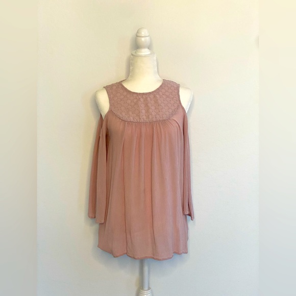 Knox Rose Size S/M Open Cut Out Shoulder Blouse Dusty Rose Pink - Picture 1 of 6